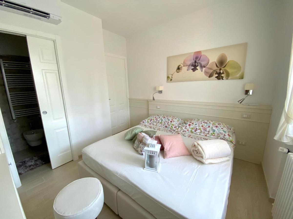Bellaisa Bed & Breakfast Camaiore Bagian luar foto