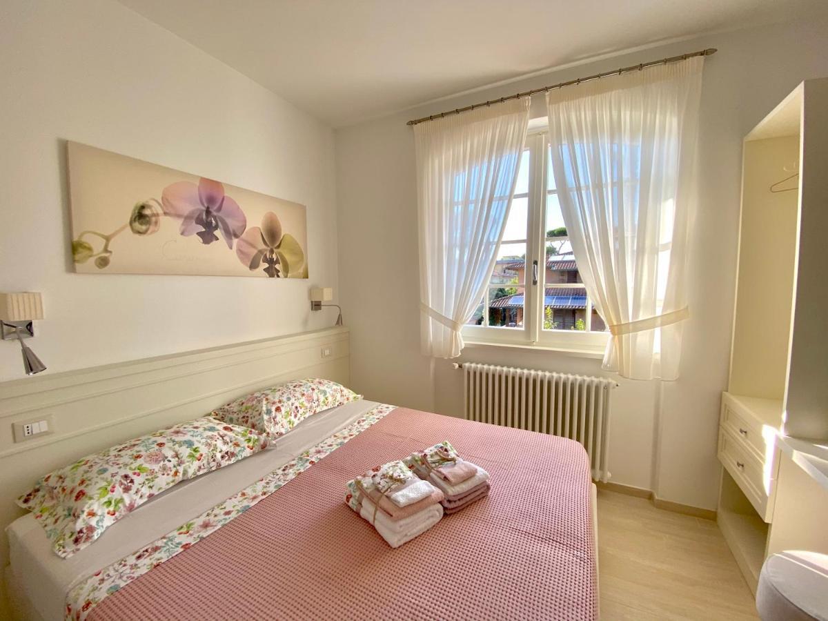 Bellaisa Bed & Breakfast Camaiore Bagian luar foto