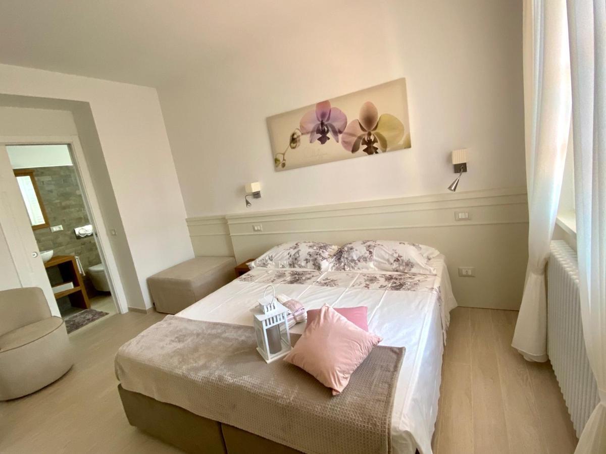 Bellaisa Bed & Breakfast Camaiore Bagian luar foto